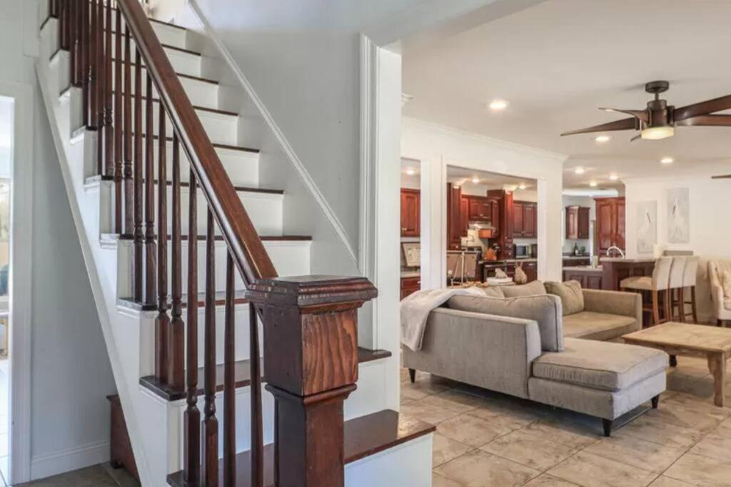 4/3 Home Centrally Located, Beach, Casino, Airport, Dining, Golfing, Shopping, Entertainment Gulfport Bagian luar foto