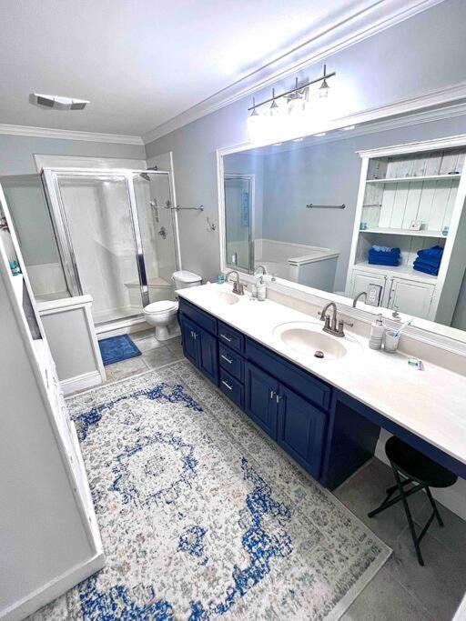 4/3 Home Centrally Located, Beach, Casino, Airport, Dining, Golfing, Shopping, Entertainment Gulfport Bagian luar foto