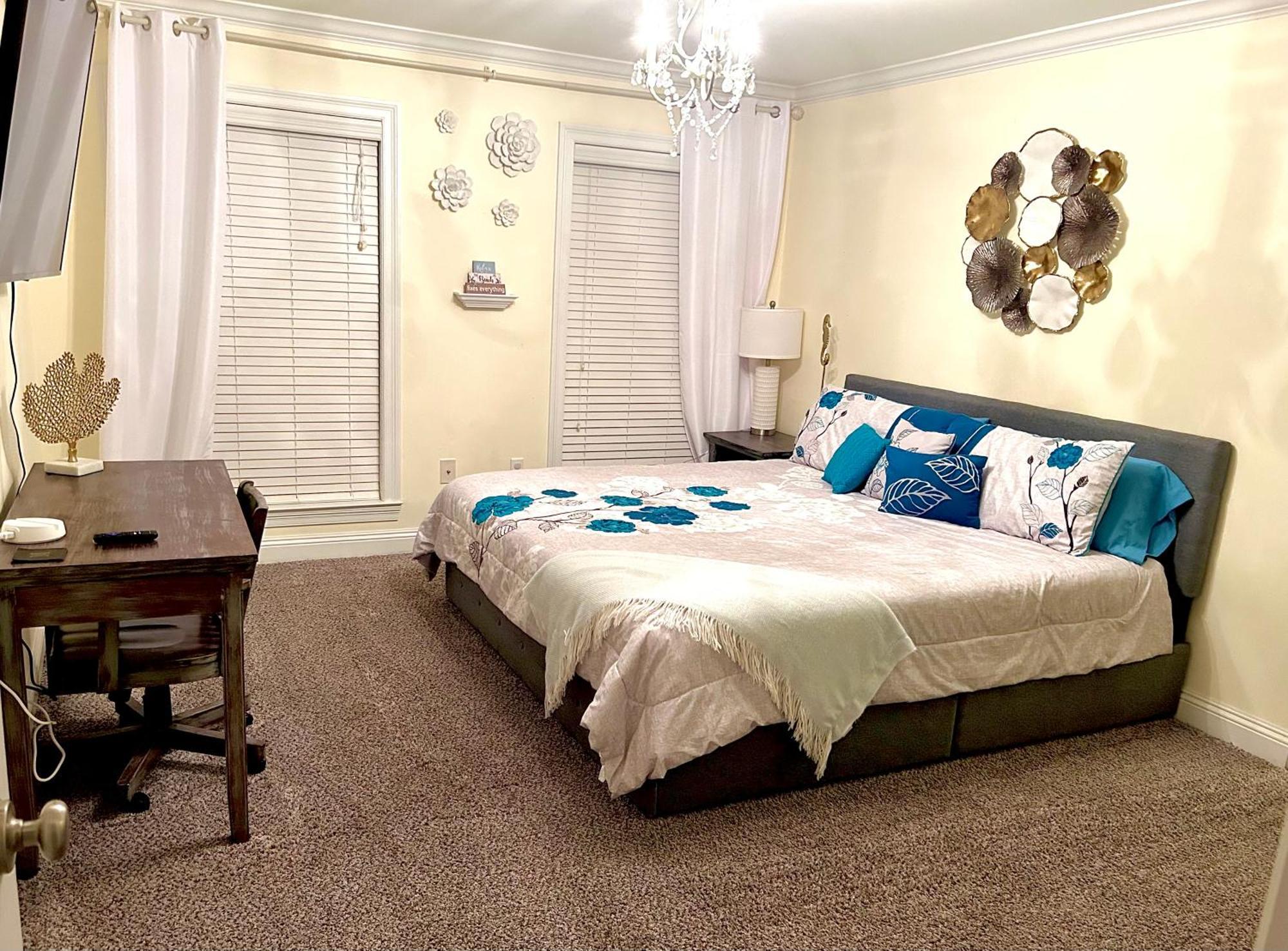 4/3 Home Centrally Located, Beach, Casino, Airport, Dining, Golfing, Shopping, Entertainment Gulfport Bagian luar foto