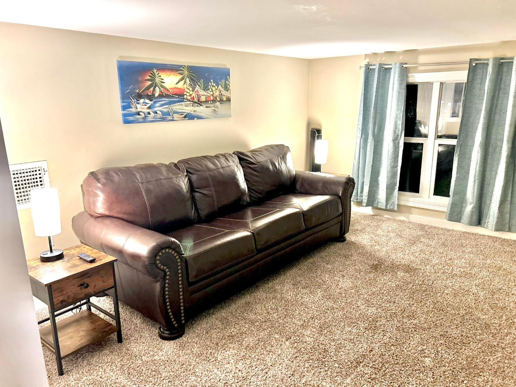 4/3 Home Centrally Located, Beach, Casino, Airport, Dining, Golfing, Shopping, Entertainment Gulfport Bagian luar foto