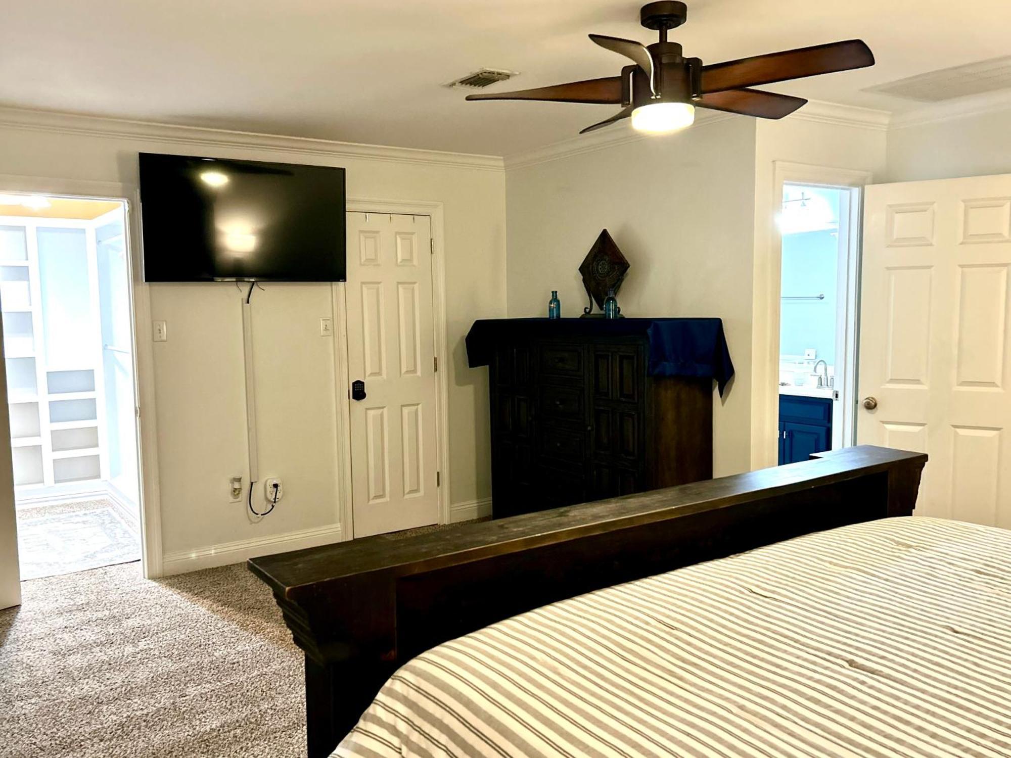 4/3 Home Centrally Located, Beach, Casino, Airport, Dining, Golfing, Shopping, Entertainment Gulfport Bagian luar foto
