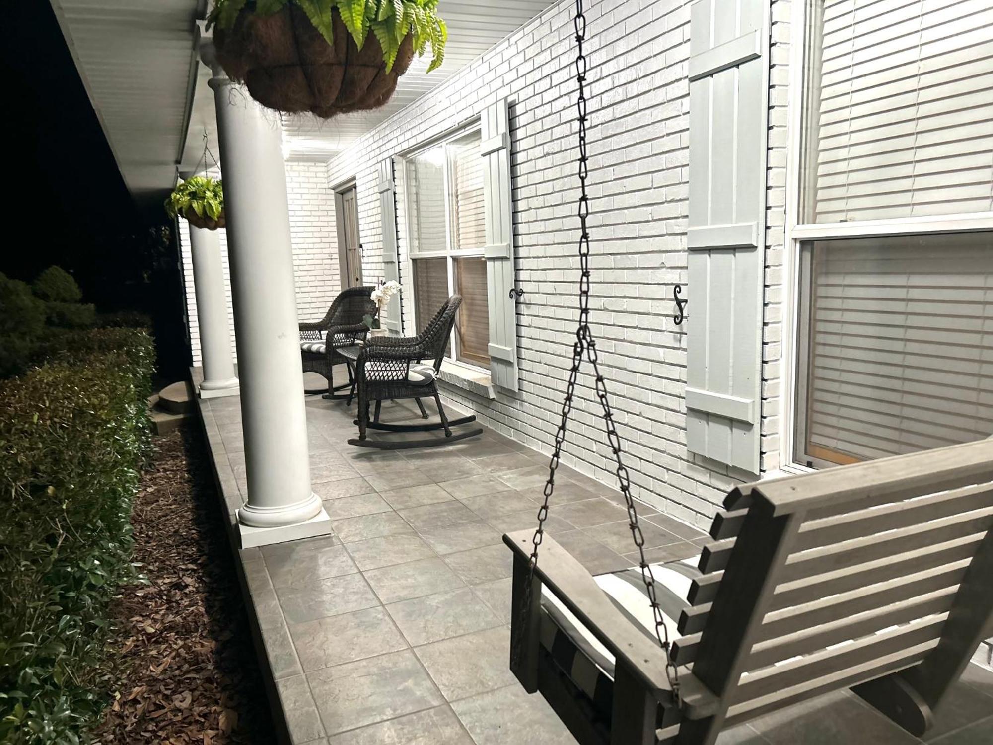 4/3 Home Centrally Located, Beach, Casino, Airport, Dining, Golfing, Shopping, Entertainment Gulfport Bagian luar foto